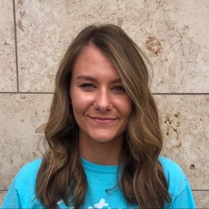 Meet your Posher, Julia